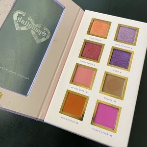 Alamar Cosmetics Spanglish Palette